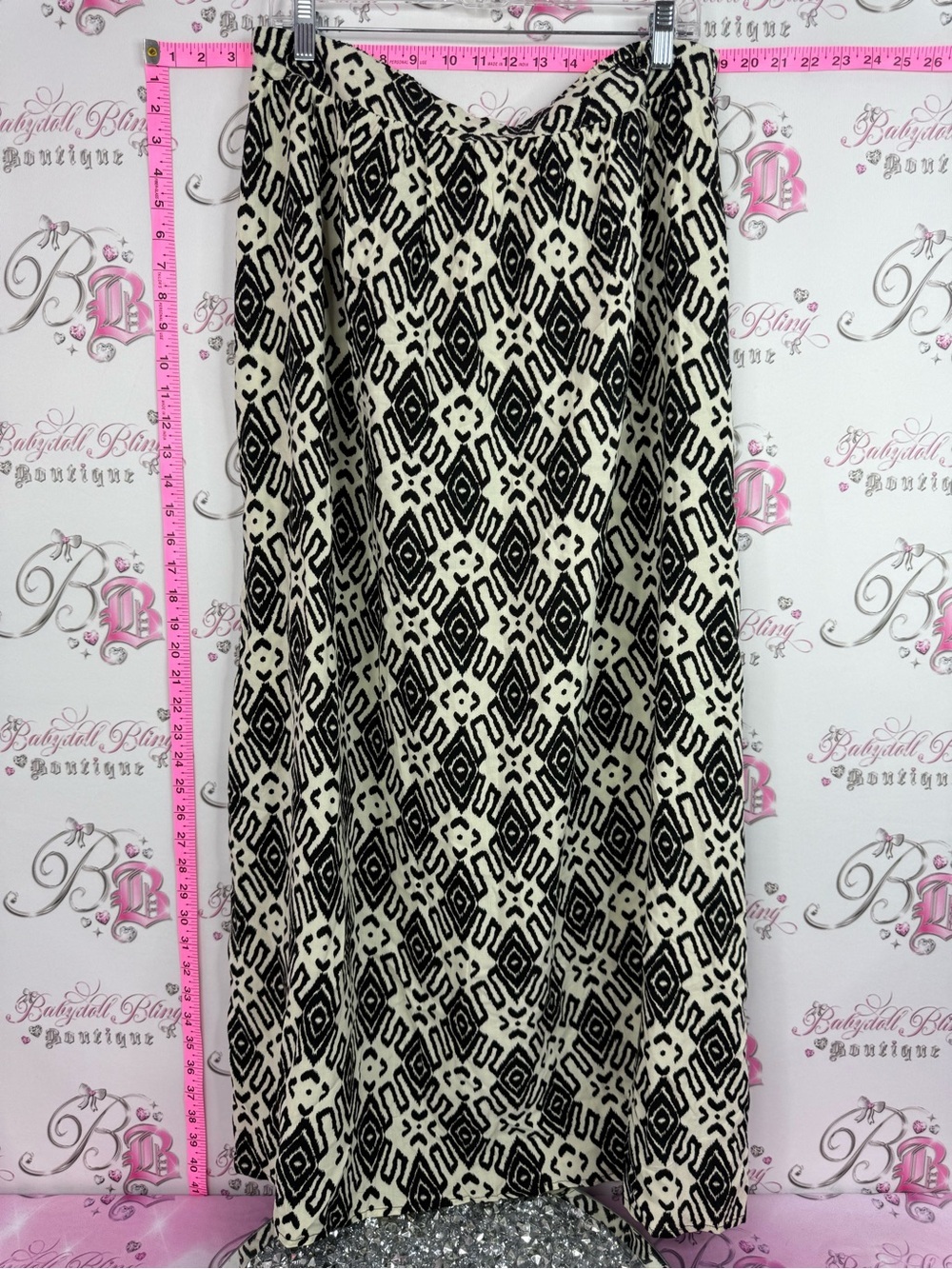 Jules & Leopold skirt Black and Cream Geometric Maxi Skirt